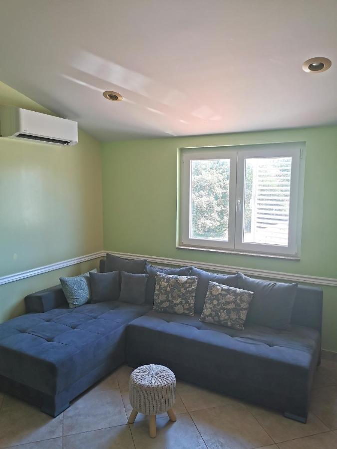 Apartments Vesna Затон Экстерьер фото