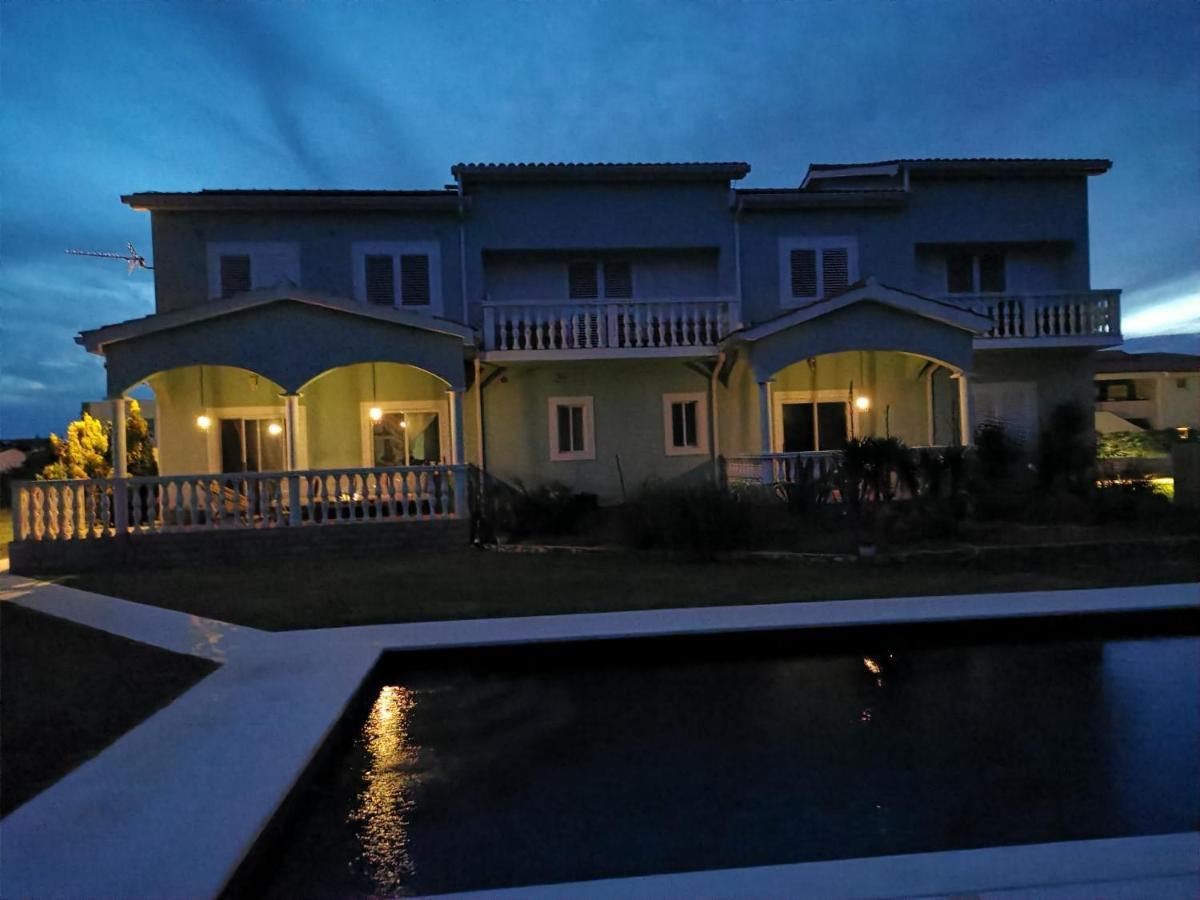 Apartments Vesna Затон Экстерьер фото